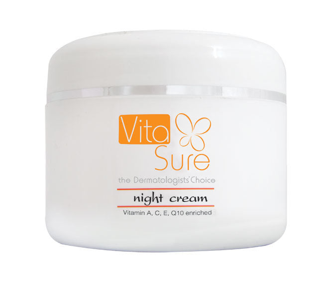 Vitasure Night Cream 50ml Provides instant hydration and locks in moisture to protect skin from dryness.