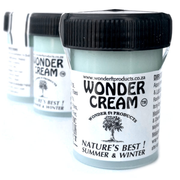 Wonder Cream 50ml is a powerful, fast-absorbing moisturizer designed to deeply hydrate, restore skin elasticity, and combat visible signs of aging. Infused with clinically proven ingredients, this lightweight formula nourishes, firms, and revitalizes your complexion, making it ideal for all skin types.